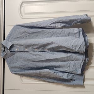 Express 1MX Medium Button Up